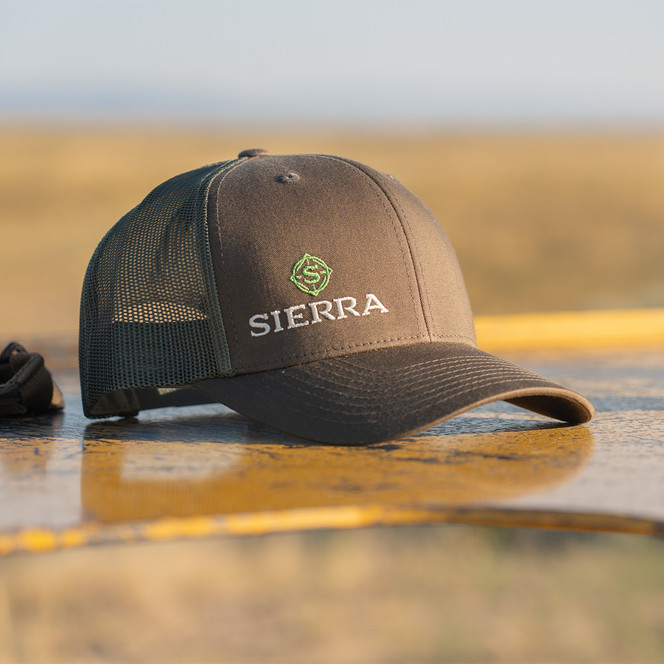 Sierra Trucker Horizontal Medalion Olive